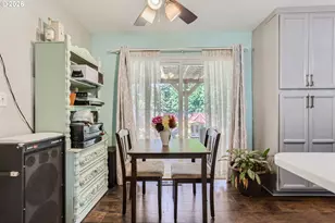 16827 SE Rhine St, Portland, OR 97236 - Photo 7