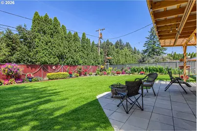 16827 SE Rhine St, Portland, OR 97236 - Photo 19