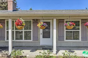 16827 SE Rhine St, Portland, OR 97236 - Photo 3
