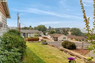 1718 Nevada St, The Dalles, OR 97058 - Photo 33