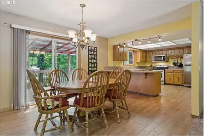 830 SE 59th Ave, Hillsboro, OR 97123 - Photo 13