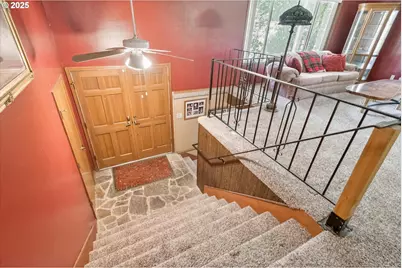 830 SE 59th Ave, Hillsboro, OR 97123 - Photo 5