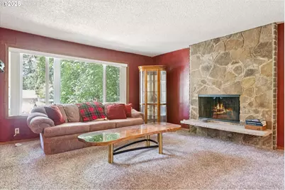 830 SE 59th Ave, Hillsboro, OR 97123 - Photo 9