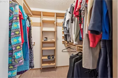 830 SE 59th Ave, Hillsboro, OR 97123 - Photo 19