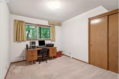 830 SE 59th Ave, Hillsboro, OR 97123 - Photo 29