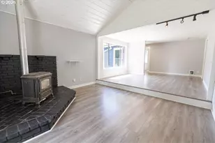 2306 Jefferson St, Sweet Home, OR 97386 - Photo 11