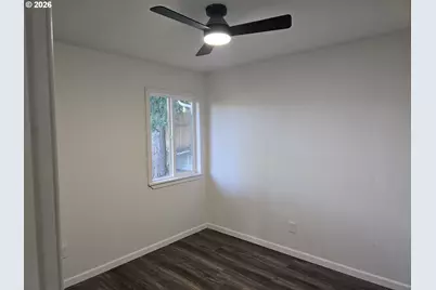 954 NE Madrona Dr, Myrtle Creek, OR 97457 - Photo 25