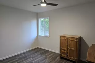 954 NE Madrona Dr, Myrtle Creek, OR 97457 - Photo 29