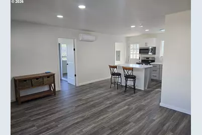 954 NE Madrona Dr, Myrtle Creek, OR 97457 - Photo 15