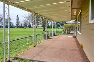 2056 King Way, Woodburn, OR 97071 - Photo 35