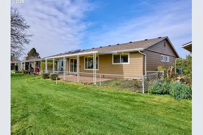 2056 King Way, Woodburn, OR 97071 - Photo 37