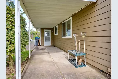 2056 King Way, Woodburn, OR 97071 - Photo 29