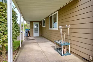 2056 King Way, Woodburn, OR 97071 - Photo 29