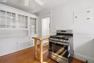 2083 NW Johnson St, Portland, OR 97209 - Photo 19