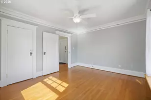 2083 NW Johnson St, Portland, OR 97209 - Photo 21