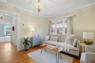 2083 NW Johnson St, Portland, OR 97209 - Photo 9