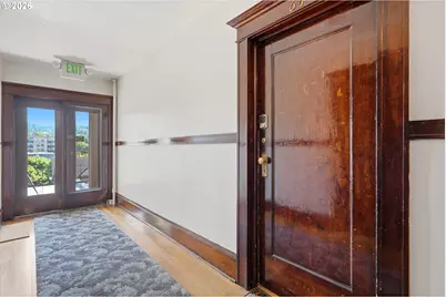 2083 NW Johnson St #64, Portland, OR 97209 - Photo 9