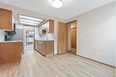 251 NE Village Squire Ave #15, Gresham, OR 97030 - Photo 23