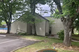 251 NE Village Squire Ave, Gresham, OR 97030 - Photo 37