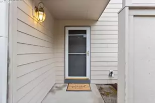 251 NE Village Squire Ave, Gresham, OR 97030 - Photo 1