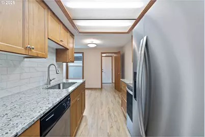 251 NE Village Squire Ave #15, Gresham, OR 97030 - Photo 15