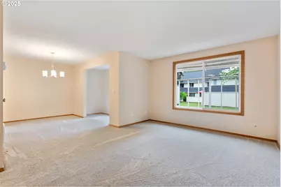 251 NE Village Squire Ave #15, Gresham, OR 97030 - Photo 7