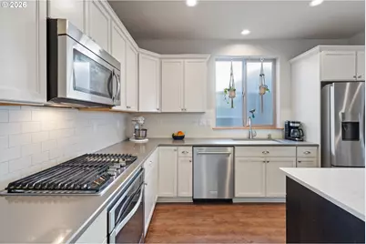 29151 SW San Miguel Ln, Wilsonville, OR 97070 - Photo 11