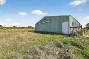 89953 Seales Rd, Warrenton, OR 97146 - Photo 17