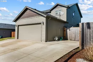 4680 Glacier Meadows Loop, Springfield, OR 97478 - Photo 9