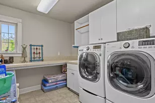 28571 SW Morningside Ave, Wilsonville, OR 97070 - Photo 37