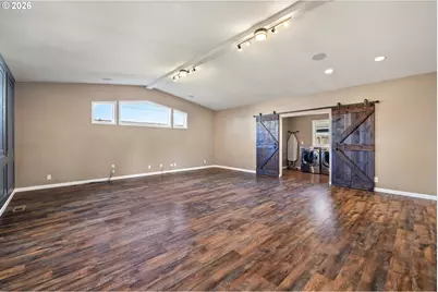 2577 Elysium Ave, Eugene, OR 97401 - Photo 17