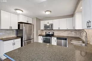 2577 Elysium Ave, Eugene, OR 97401 - Photo 13