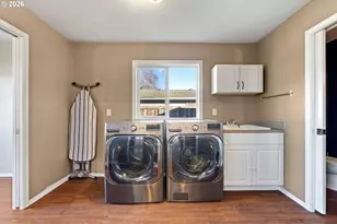 2577 Elysium Ave, Eugene, OR 97401 - Photo 21