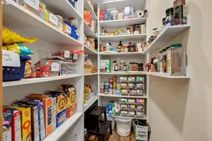 17525 S Holly Ln, Oregon City, OR 97045 - Photo 13