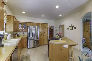 4374 Log Dr, Salem, OR 97305 - Photo 23