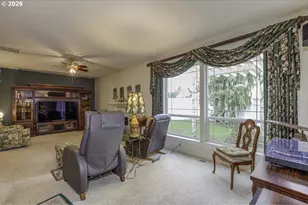 4374 Log Dr, Salem, OR 97305 - Photo 31