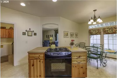 4374 Log Dr, Salem, OR 97305 - Photo 23