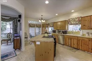 4374 Log Dr, Salem, OR 97305 - Photo 19