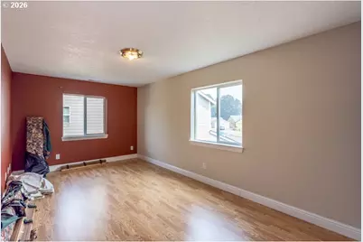 4374 Log Dr, Salem, OR 97305 - Photo 25