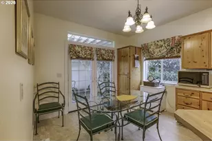 4374 Log Dr, Salem, OR 97305 - Photo 23