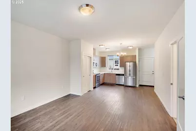 10829 E Burnside St, Portland, OR 97216 - Photo 5