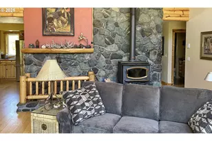 63677 Woodland Ln, Joseph, OR 97846 - Photo 11