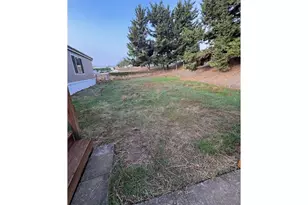 243 Owyhee Ln, Roseburg, OR 97471 - Photo 21