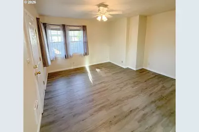 3003 E 24th St, Vancouver, WA 98661 - Photo 3