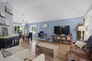 8020 SW Gearhart Dr, Beaverton, OR 97007 - Photo 5
