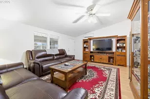 4074 NE Vernon St, Salem, OR 97305 - Photo 11