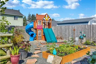 331 SW Jade Pl, Warrenton, OR 97146 - Photo 25