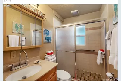 602 N Pacific St, Rockaway Beach, OR 97136 - Photo 15