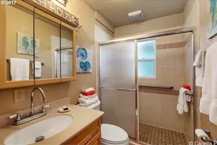 602 N Pacific St, Rockaway Beach, OR 97136 - Photo 15