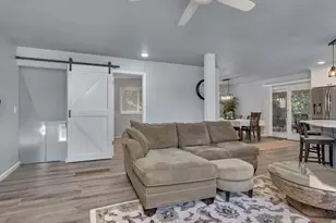 1129 NW Connell Ave, Hillsboro, OR 97124 - Photo 11